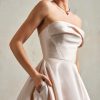 Sottero and Midgley Faro ballgown trouwjurk in blush - strapless satijnen trouwjurk met uitlopende rok.