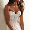 Maggie Sottero Caroline A-lijn strapless trouwjurk close-up van het hartvormige lijfje